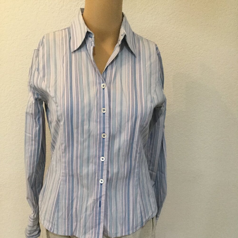 Ann Taylor petites stripe shirt in small size